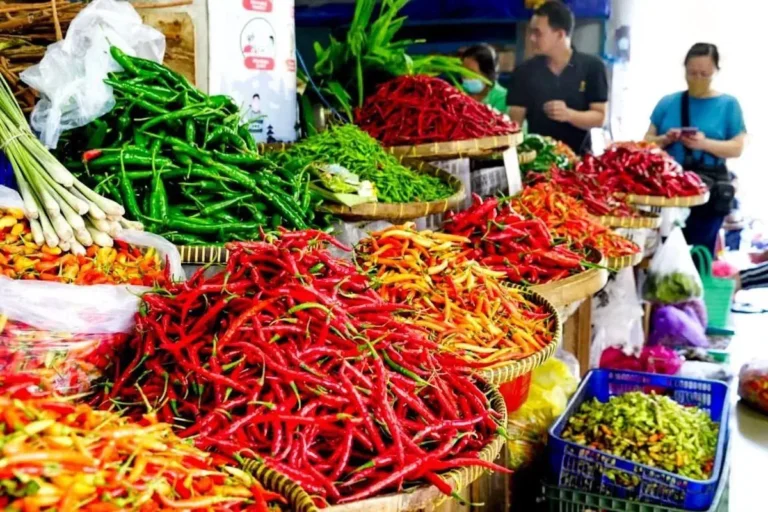 Harga Cabai Rawit Tembus Rp150.000 per Kilo, Telur Ayam Rp29.500 per Kilo
