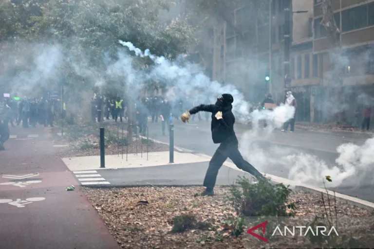 Prancis Makin Memanas, 1.314 Demonstran Ditangkap dan 53 Aparat Terluka