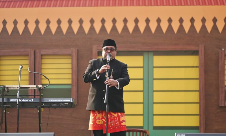 Sarendo-Rendo di Bundaran HI, Rano Karno Ajak Warga Jaga Keberagaman Budaya Jakarta