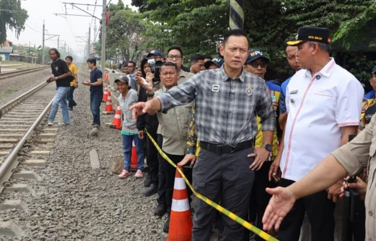 Dampingi AHY Tinjau Flyover Bulak Kapal, Tri Adhianto Percepat Pembangunan Rampung 2028