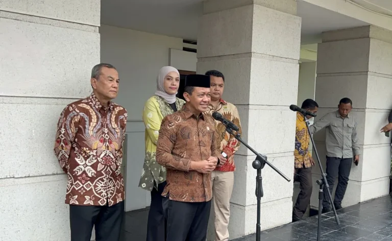 Bahlil Perintahkan Pertamina Tambah Kapal BBM Ke Jatim-Bali