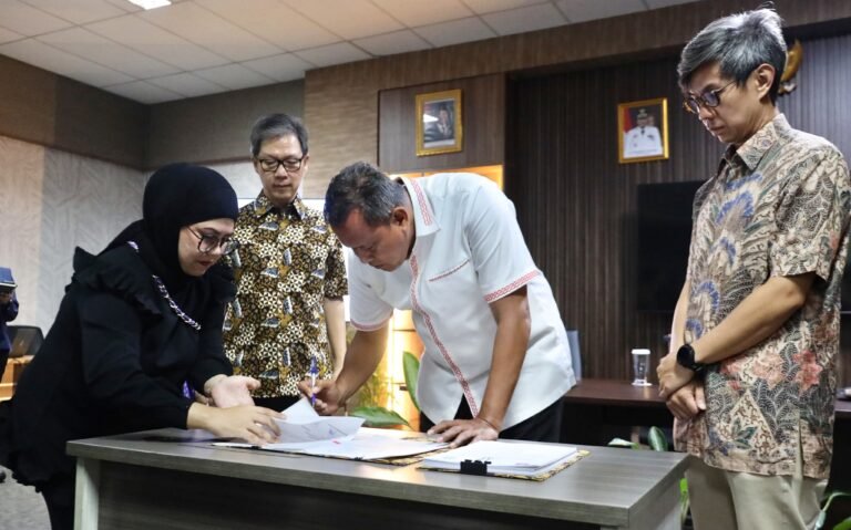 Pemkot Bekasi Dan PT. Triputri Natama Teken Kerjasama Jadikan Karang Kitri Penggerak Ekonomi