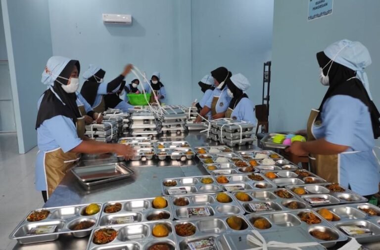 Tak Bersertifikat Higiene, 2.000 Dapur MBG Ditutup Permanen