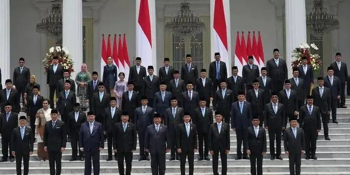 Survei: Mayoritas Publik Menginginkan Reshuffle Kabinet Kembali Dilakukan