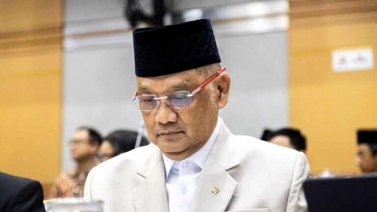 Heboh Pengangkatan 2 Anak Menhaj Gus Irfan sebagai Tenaga Ahli, Potensi Konflik Kepentingan
